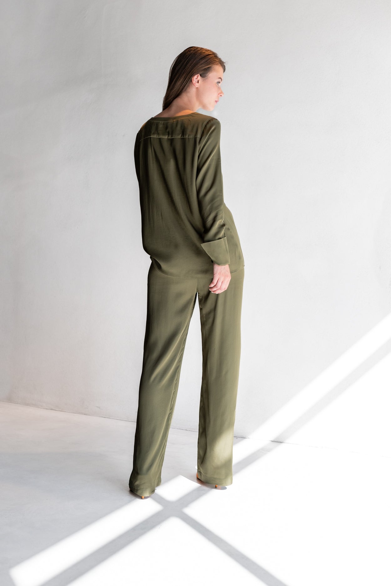 Lizzy Silky Ecovero Trousers