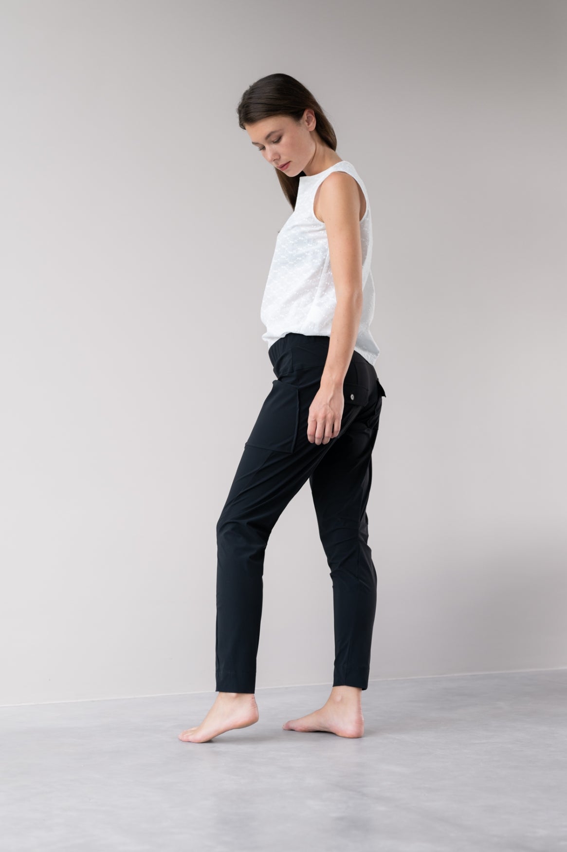 Dewi Fancy Broderie Anglaise Top