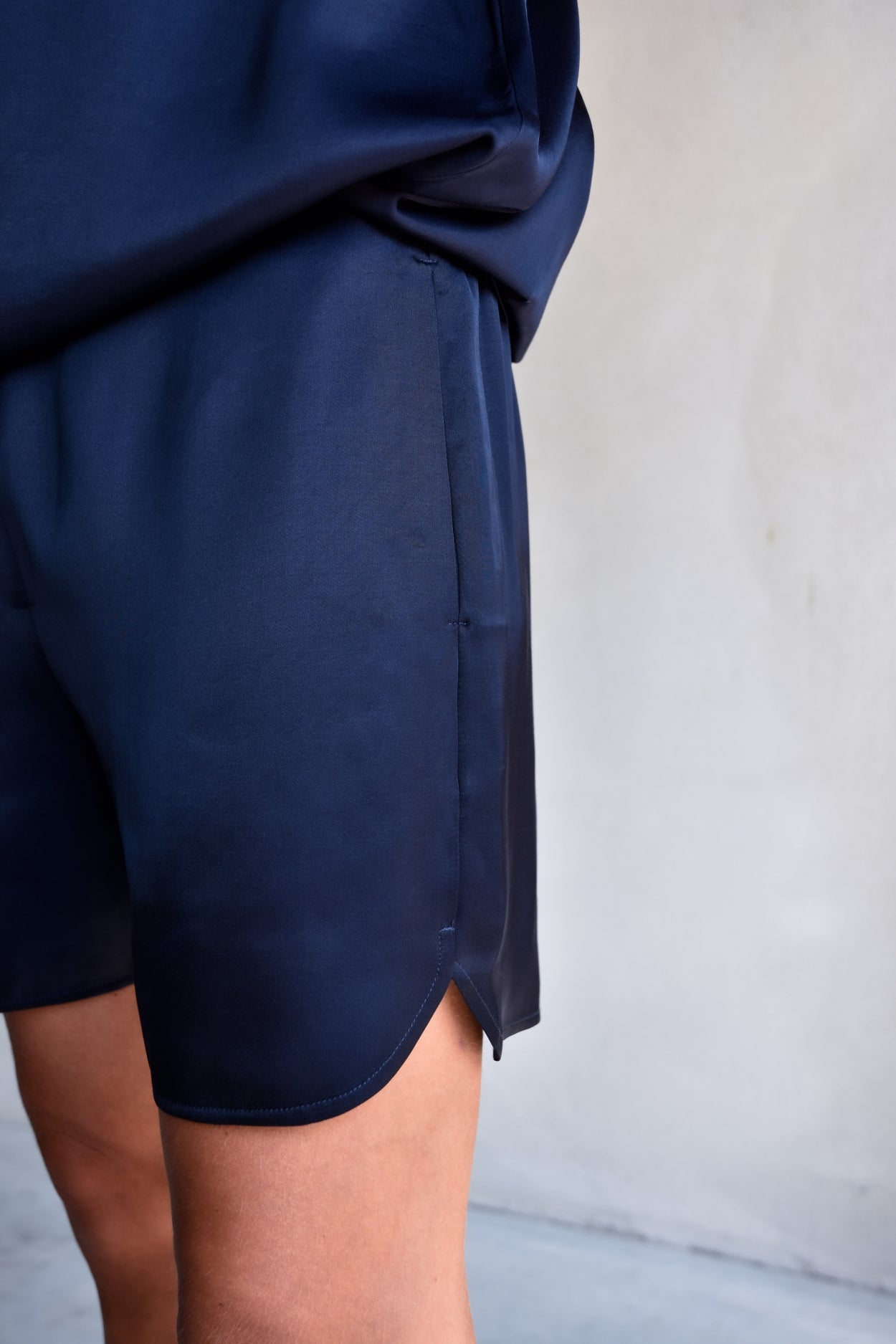 Tuude Satin