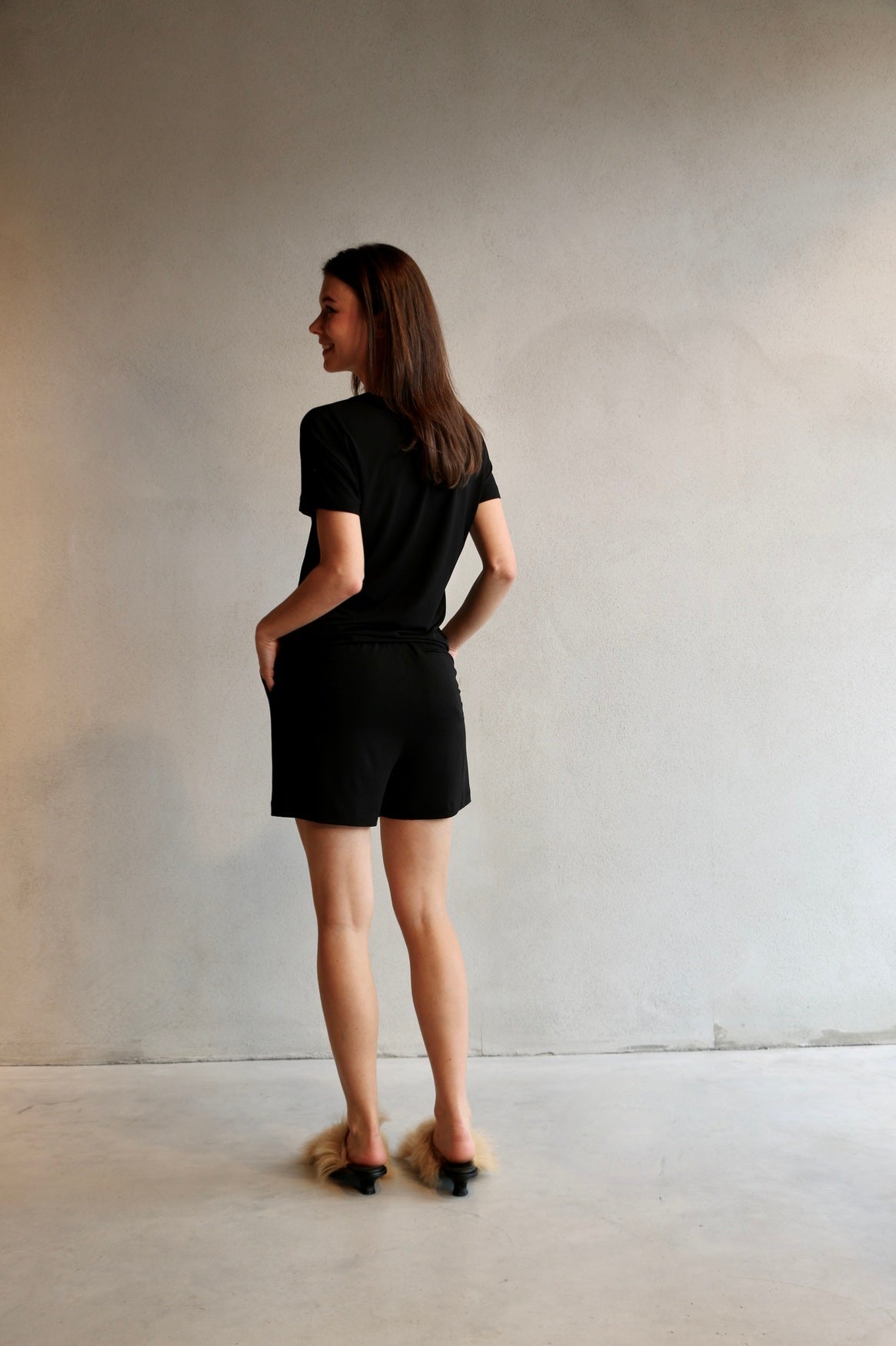 Em Short